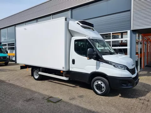 Iveco Daily 35C18HiMatic/ Kuhlkoffer Carrier/ Standby