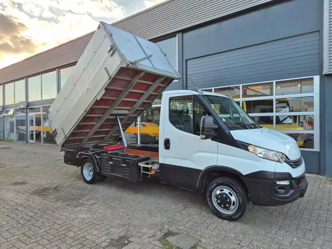 Iveco Daily 35C18 3.0/ HiMatic/ Kipper/ Navi